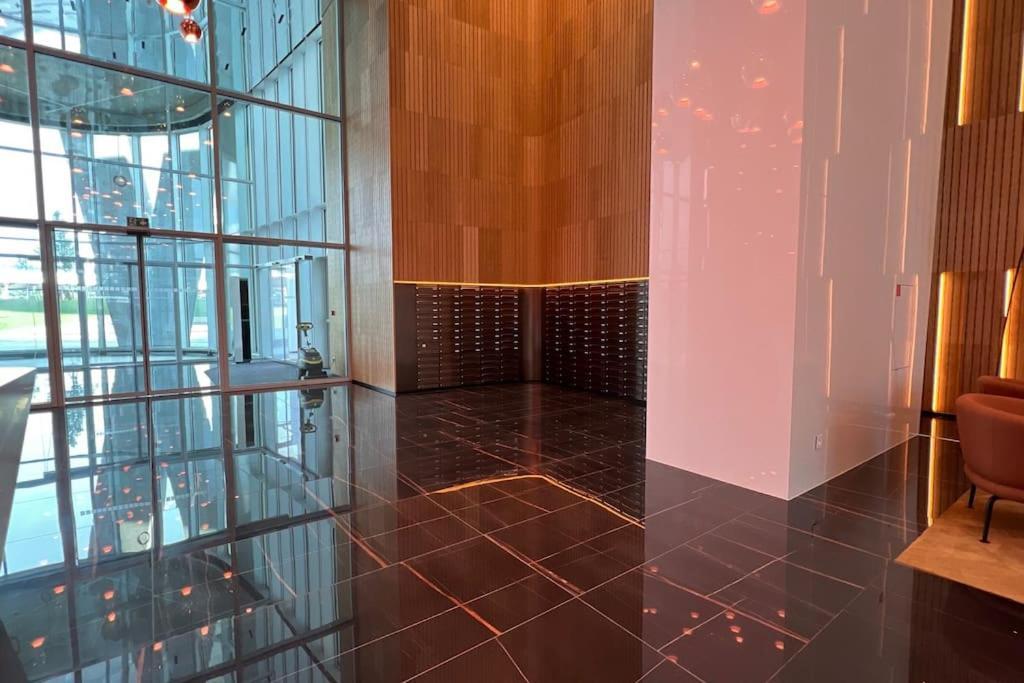 The First Skyscraper In Slovakia Apartment Bratislava Ngoại thất bức ảnh