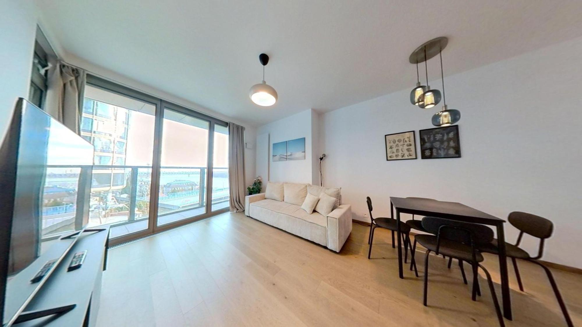 The First Skyscraper In Slovakia Apartment Bratislava Ngoại thất bức ảnh